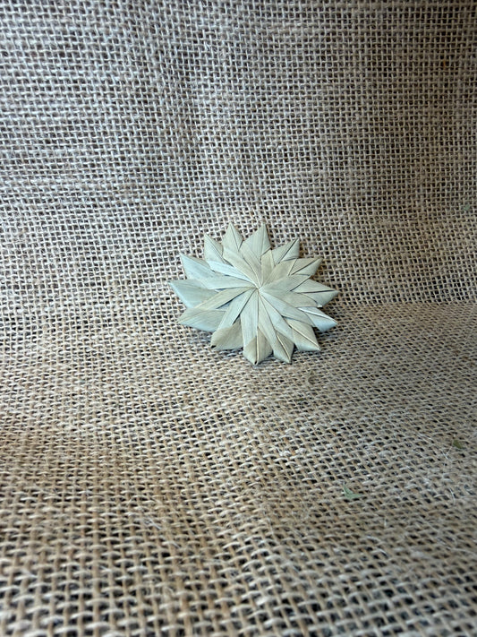 Palm Leaf Flower - 7cm