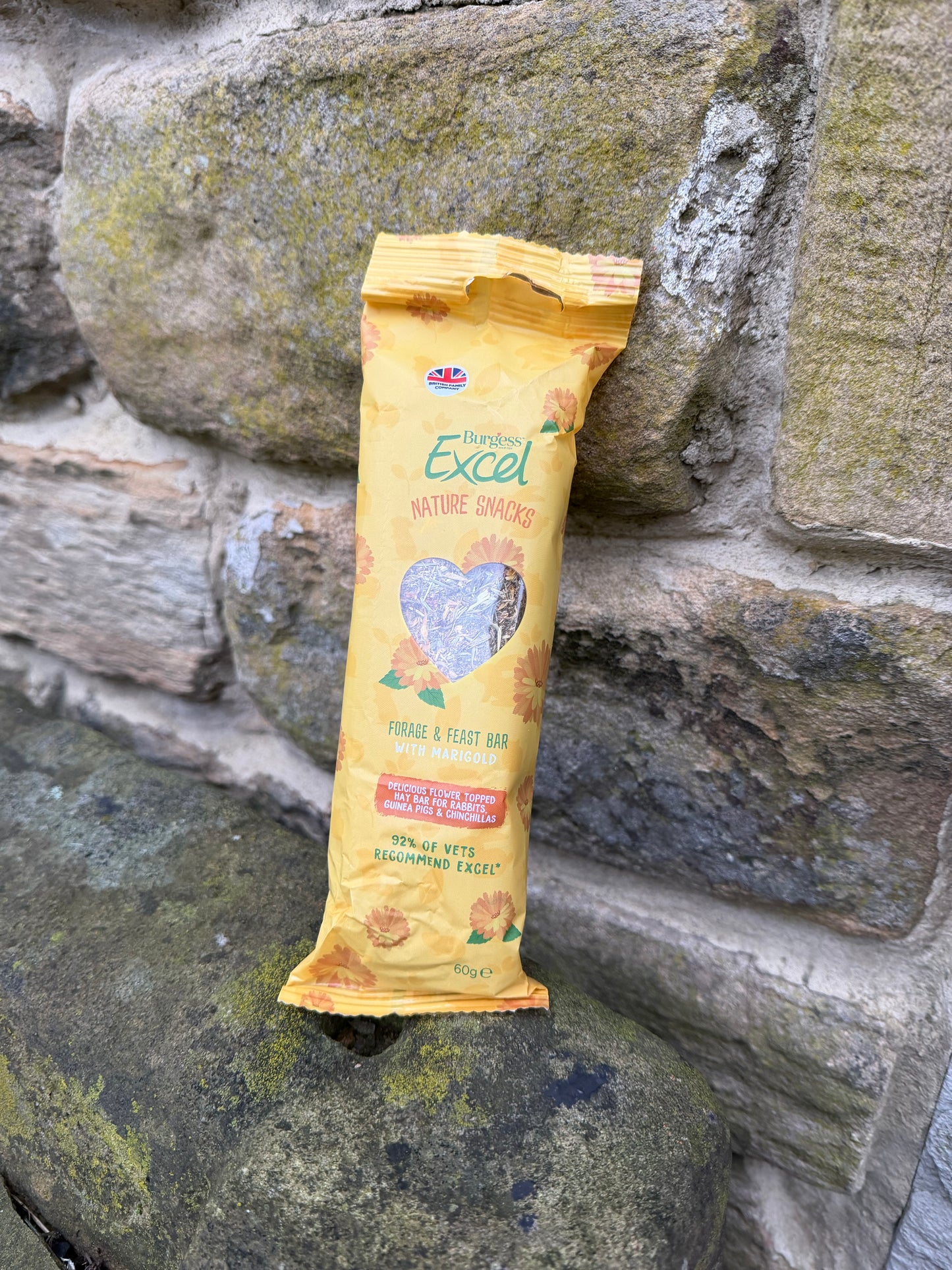 Burgess Excel Nature Snacks Forage & Feast Bar with Marigold